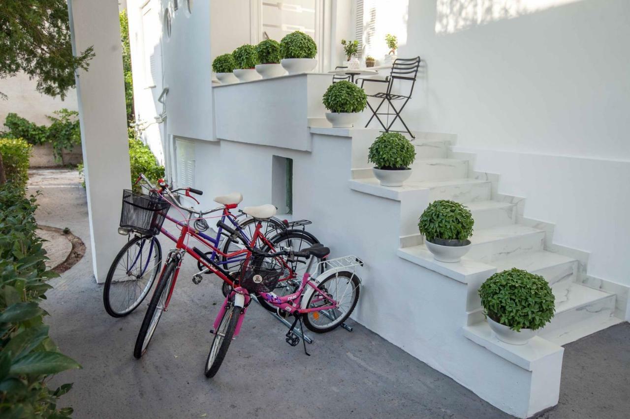 All You Need Is Nafplio Appartement Buitenkant foto