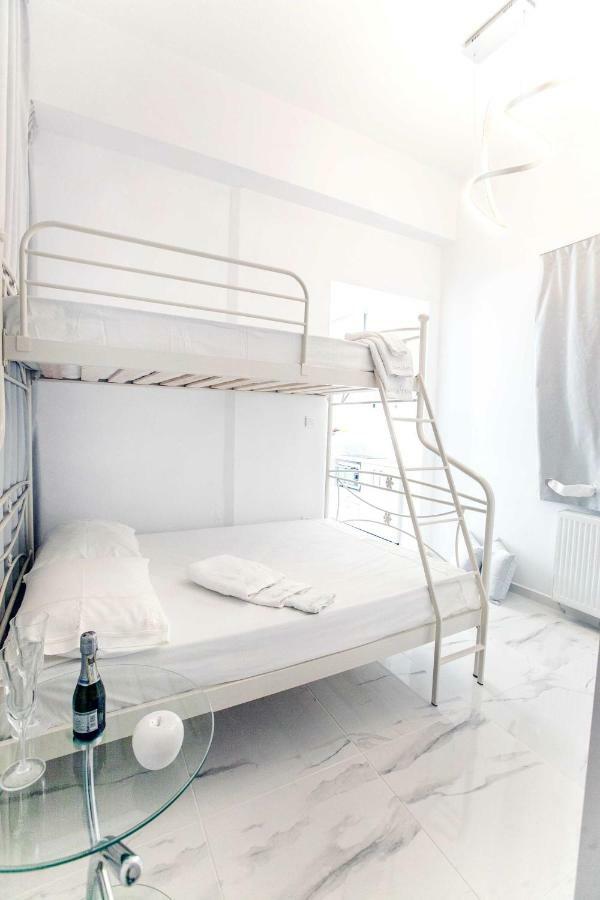 All You Need Is Nafplio Appartement Buitenkant foto