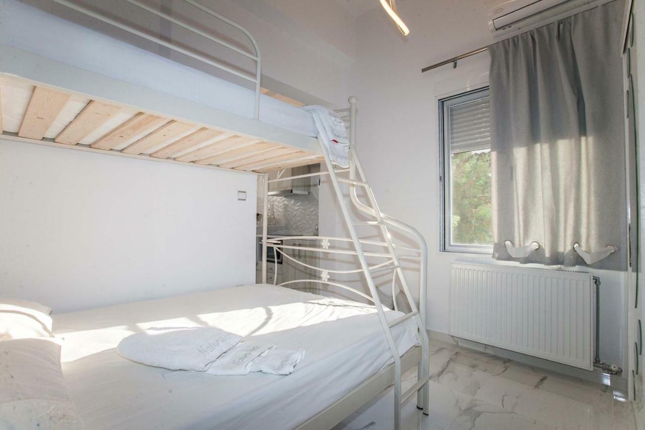 All You Need Is Nafplio Appartement Buitenkant foto