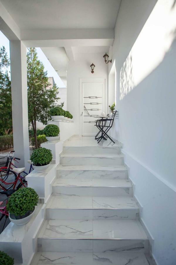 All You Need Is Nafplio Appartement Buitenkant foto